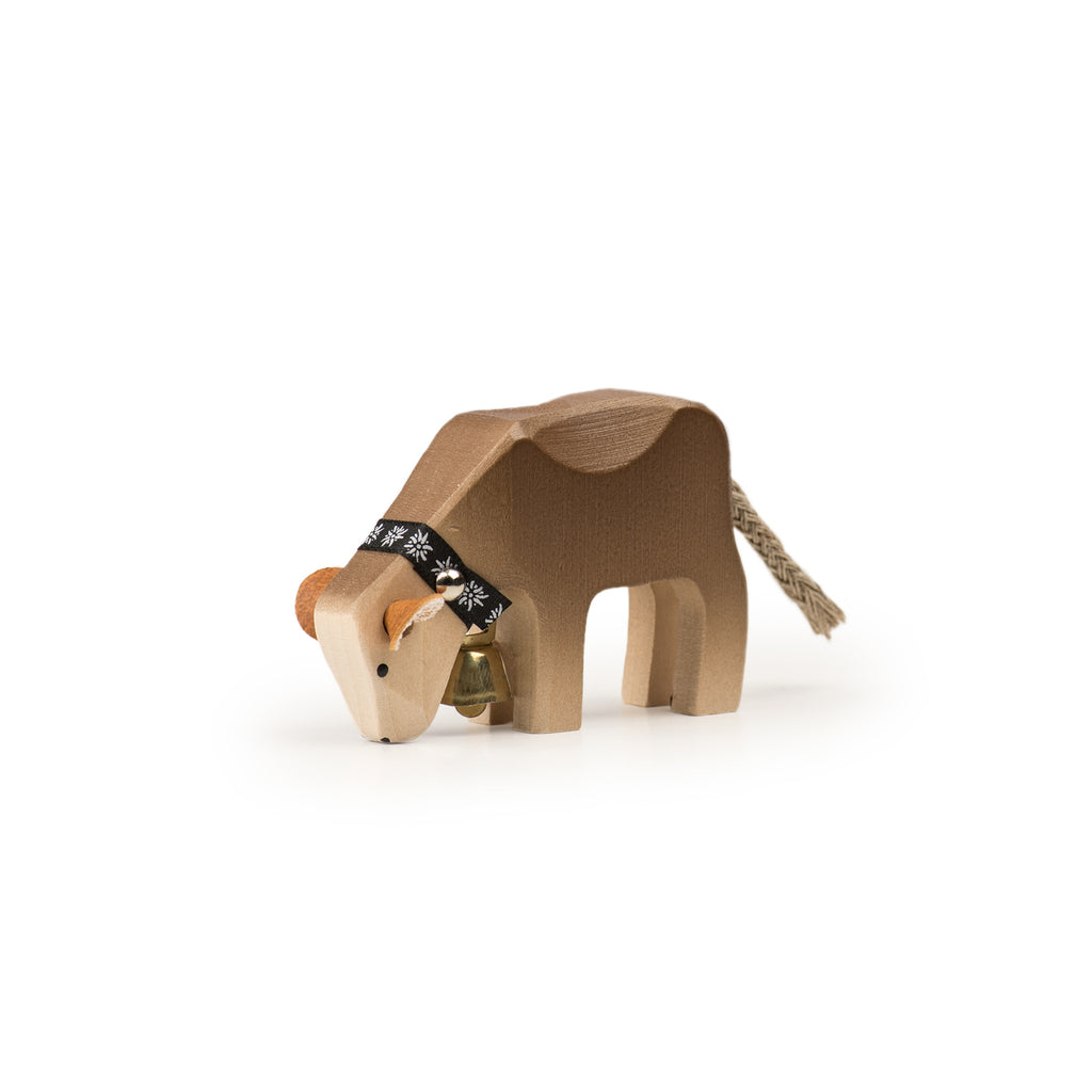 Kalb fressend Braunvieh