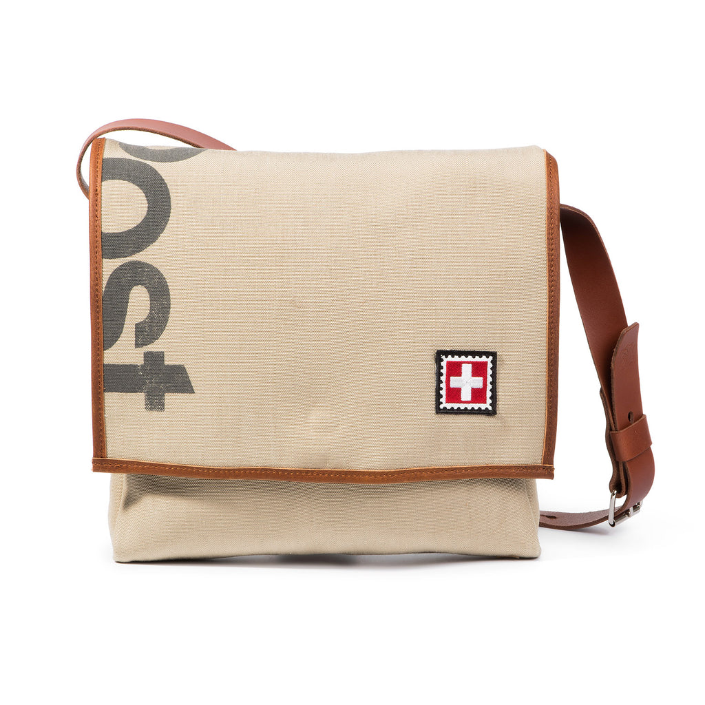 Umhängetasche aus Original Schweizer Postsack-Stoff PL 73